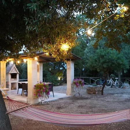 Trullo Mont Bell Con Giardino E Piscina Privata *