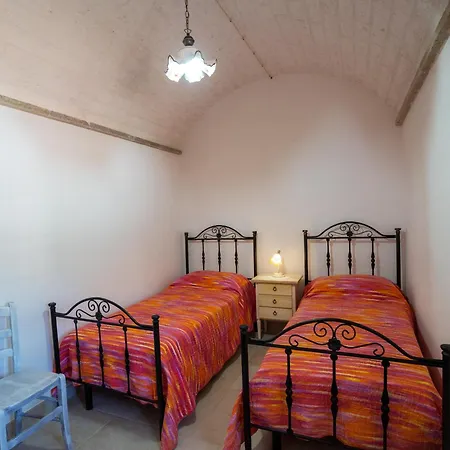 Trullo Mont Bell Con Giardino E Piscina Privata *