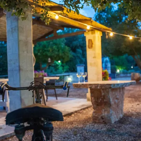 Trullo Mont Bell Con Giardino E Piscina Privata