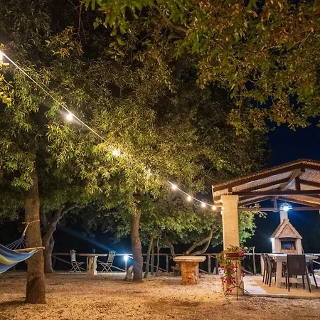 Trullo Mont Bell Con Giardino E Piscina Privata 度假居 *