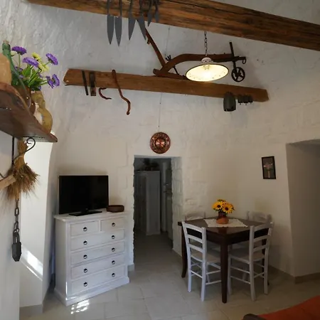 Holiday home Trullo Mont Bell Con Giardino E Piscina Privata *